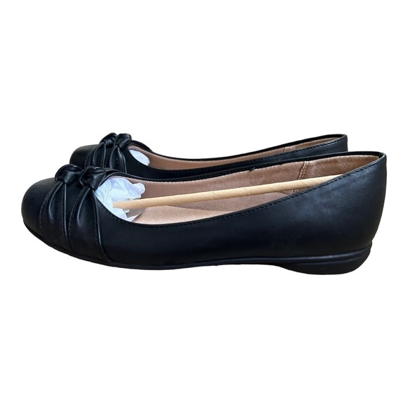 LIFESTRIDE ANIKA WOMENS FAUX LEATHER KNOT FRONT BALLET FLATS in black - Picture 14 of 16